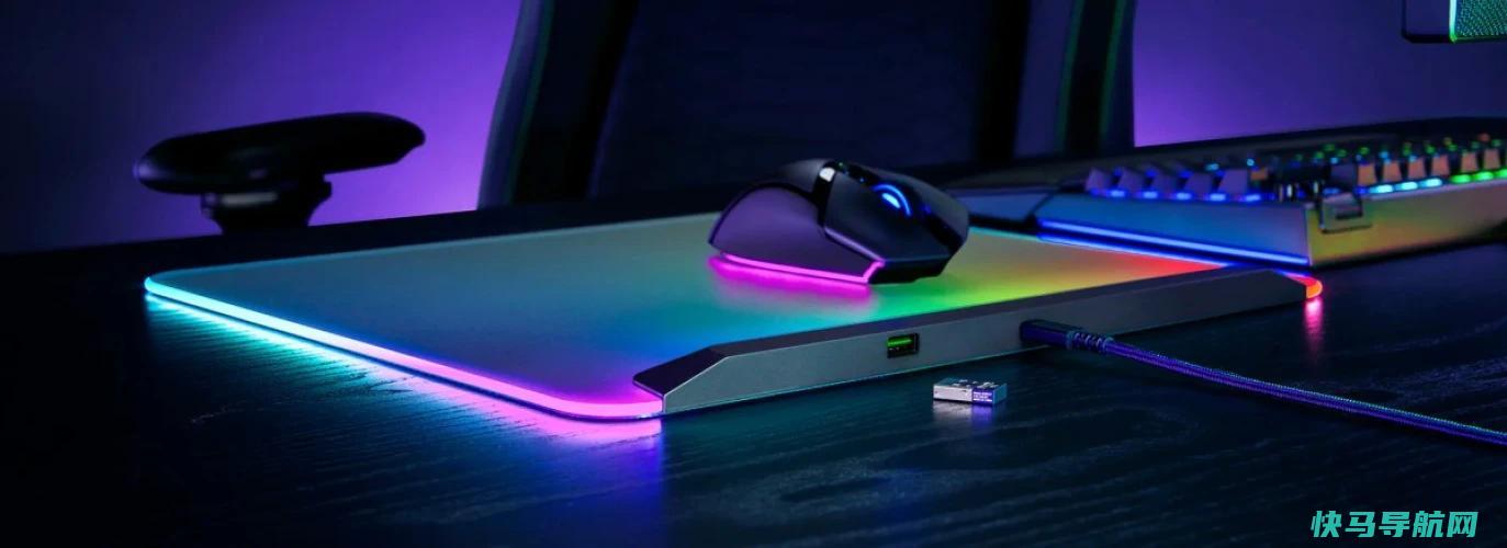 文章:《Razer的新RGB鼠标垫是有史以来最闪亮的鼠标垫》_配图1