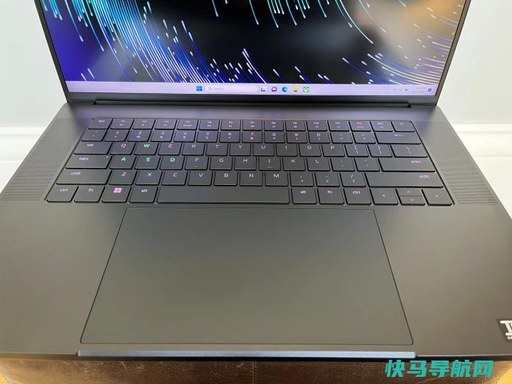 文章:《Razer Blade 16回顾：双模显示屏的绝对动力》_配图3