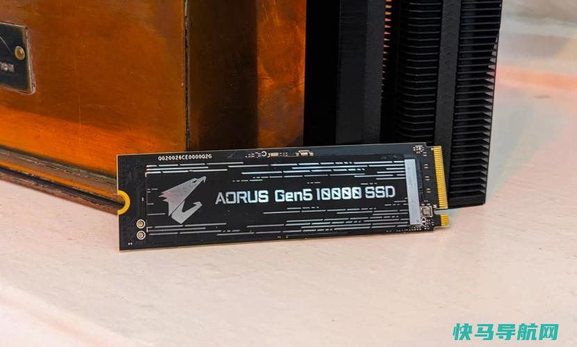 文章:《Giabyte Aorus Gen5 10000回顾：首款PCIE 5.0固态硬盘引起轰动》_配图3