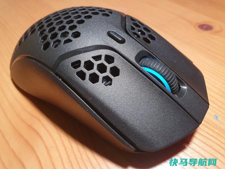 文章:《Razer DeathAdder V3 评测：卓越的鼠标性能和舒适性》_配图