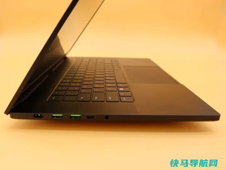 文章:《Razer Blade 15 OLED回顾：下一级游戏奢侈品》_配图2