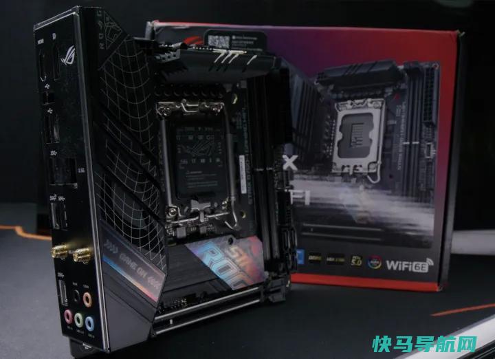 文章:《ROG Strix B760-I游戏WiFi评论：强大、小巧和丰富多彩》_配图4