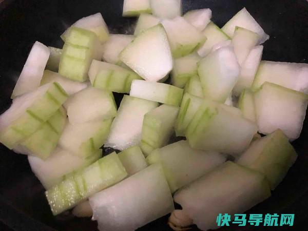 冬季湿气重，女人要常吃这种食物，祛湿止痒，身体