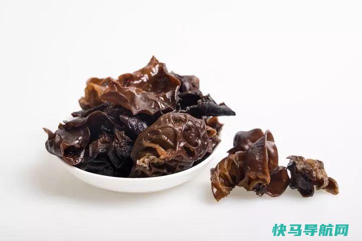 木耳这样吃，胜过冬虫夏草，降压降脂还护血管