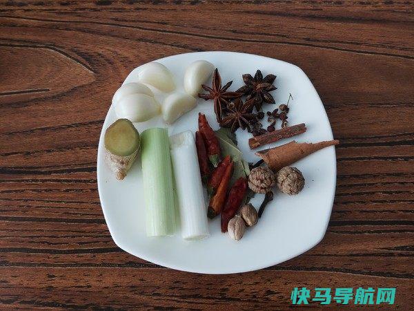 原来小龙虾还可以这么吃，好吃又好看，增强食欲感