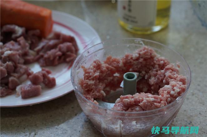 做肉丸汤下锅就散？学会这1招，肉丸不松散，还很有弹