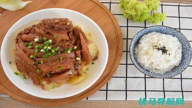 姥姥千金不换的粉蒸肉秘方，糯而清香，酥而爽口，吃一