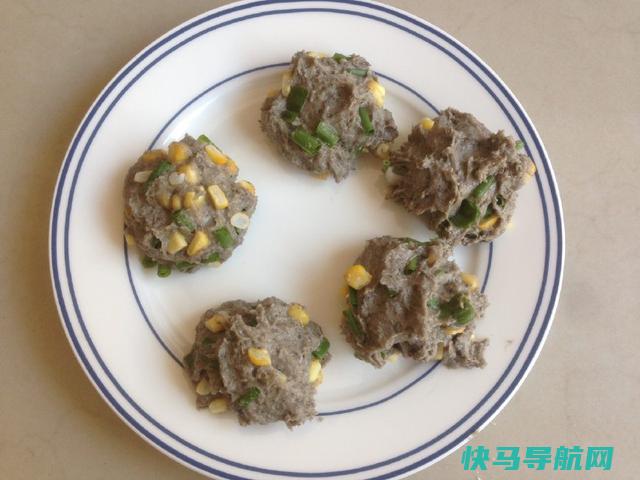 白头发多，早餐就做这个饼给家人吃，变废为宝，让你改