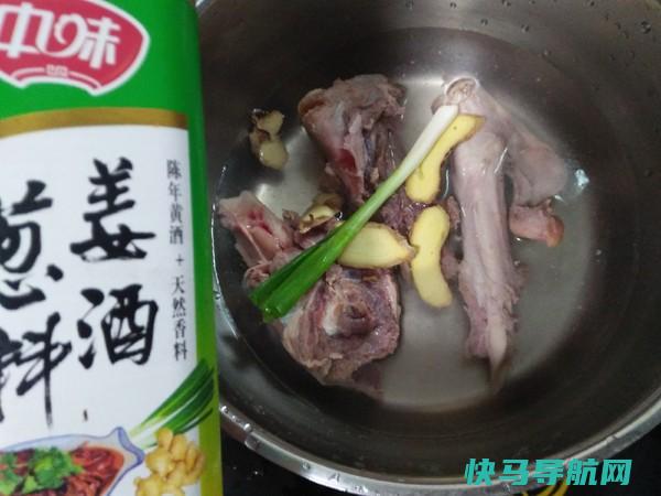 这种肉被称作长寿肉，最适合老人冬天进补，强身抗寒