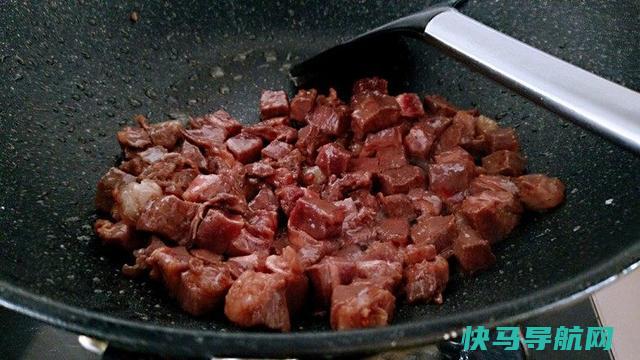 在家轻松做出的牛肉粒，拿到公司，同事都说很好吃