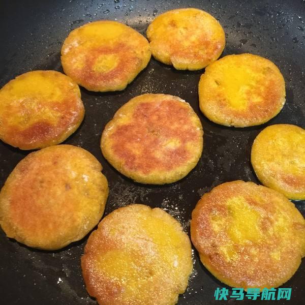 做南瓜饼，老师傅教你30年秘方，南瓜饼酥嫩美味，让你