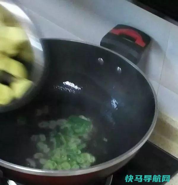 这道菜虽做法简单，吃却十分怀念里面真的有家