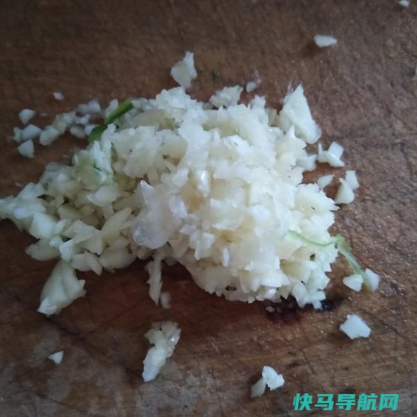 这菜的人要多吃，补钙明目，做法简单，正合