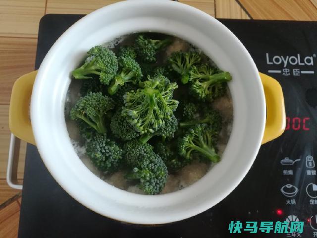 这菜清甜爽口特去火，加点肉做成丸子，孩子爱吃的不