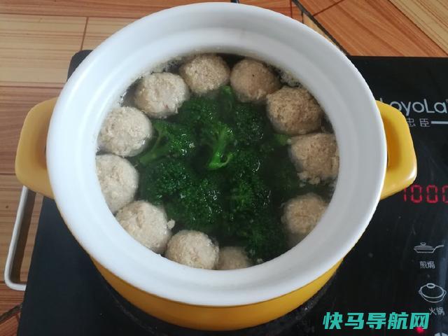 这菜清甜爽口特去火，加点肉做成丸子，孩子爱吃的不