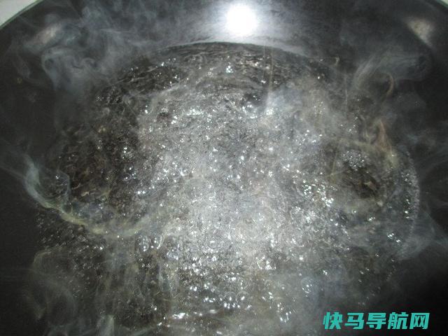 妈妈做的芒果凉粉冰品，夏日绝配，冰爽可口，吃一次就