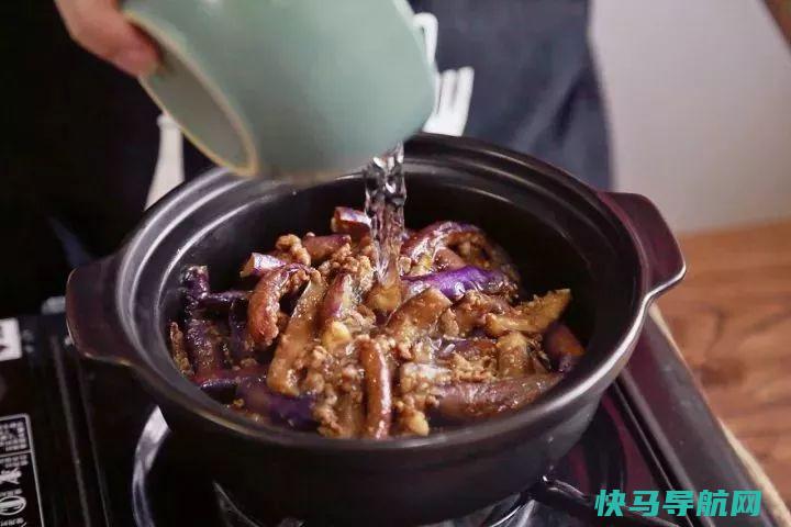 做茄子不费油，还这么好吃