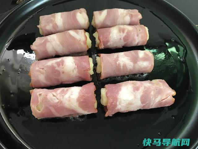 土豆除了炖炒炸，跟它搭配，好吃又美味哦