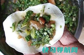 降霜了就馋这菜包的饺子，比茴香还鲜嫩，调理肠胃是