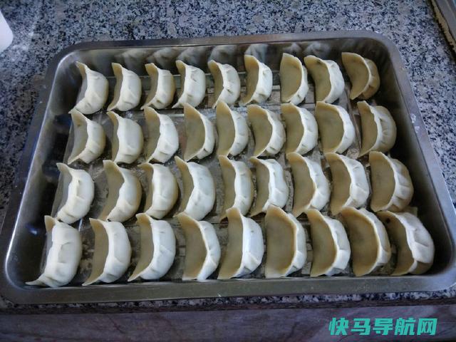 夏天这么包饺子，鲜美无比，老公一口气吃2大盘，我家