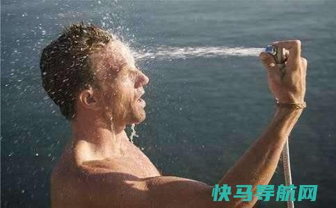 什么时候开始洗冷水澡最好？男女洗冷水澡的和